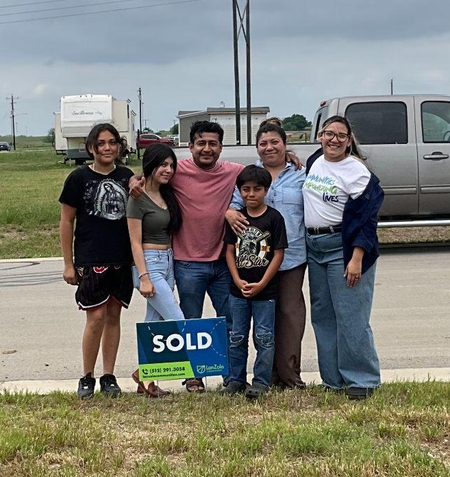 Another lot sold at Altamira